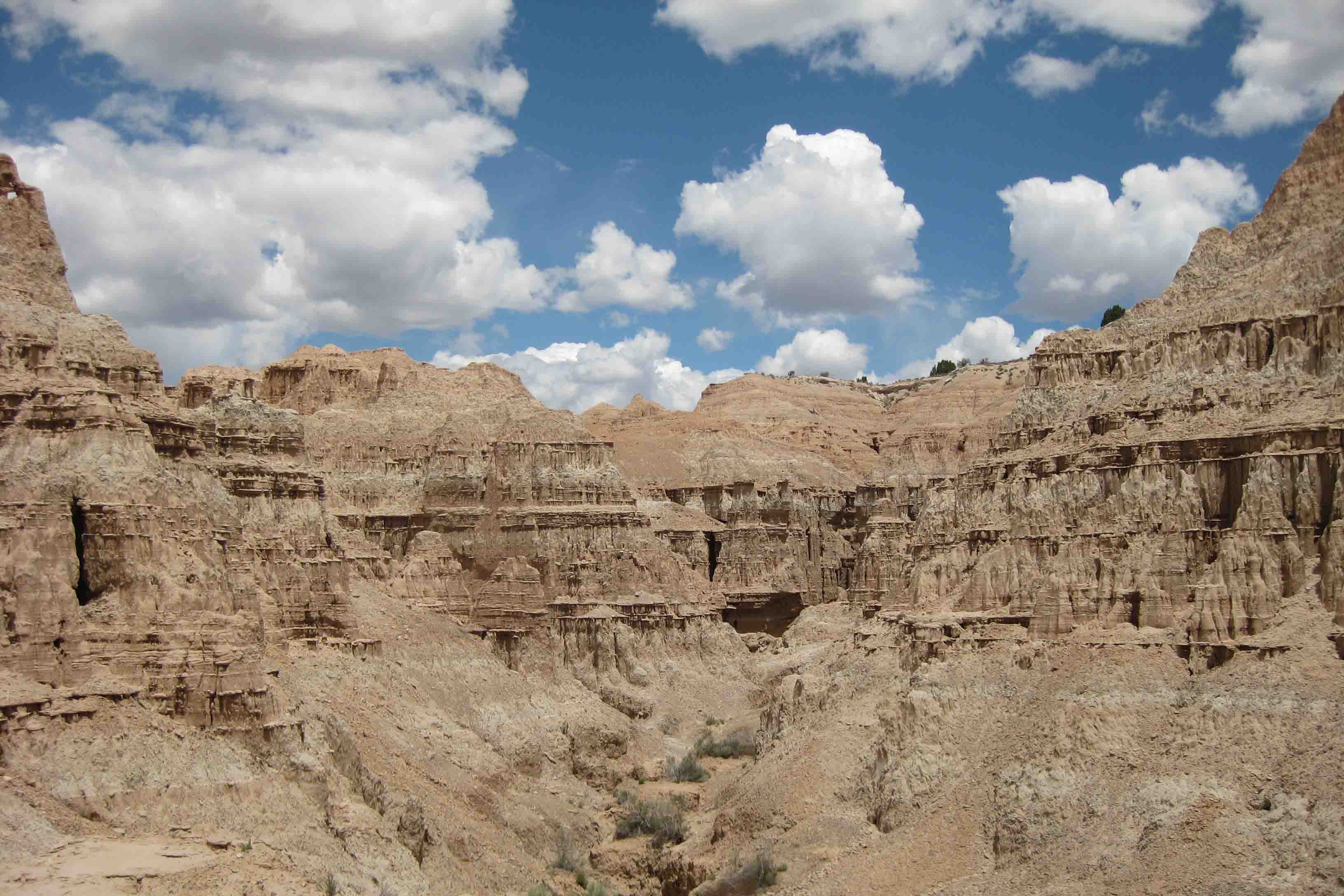 cathedral gorge state park