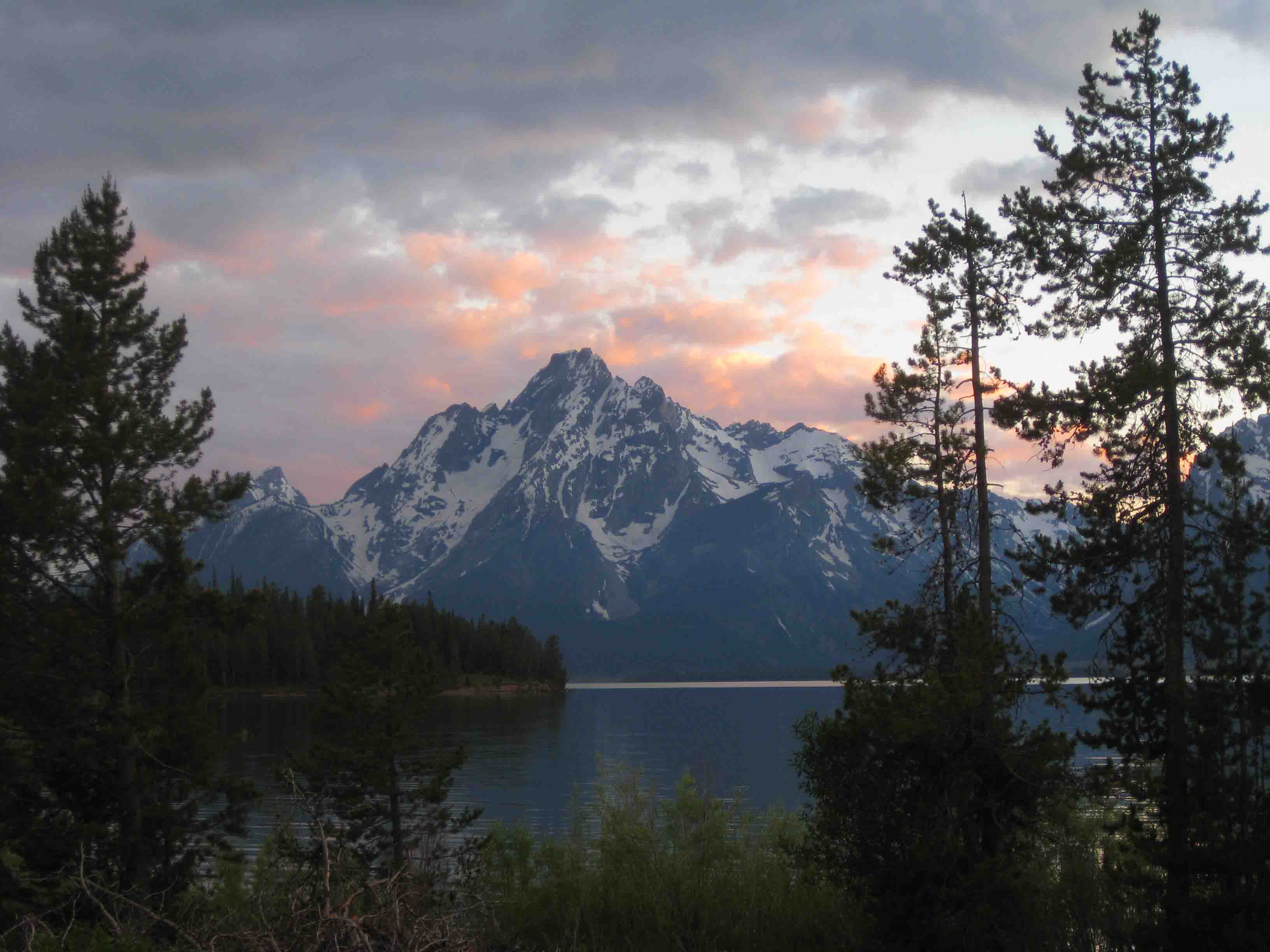 sunset over jackson lake