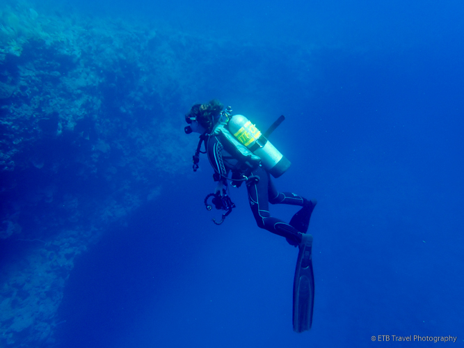 SCUBA diving in Saba