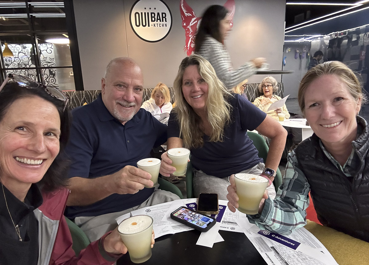 pisco sour welcome to Peru drink